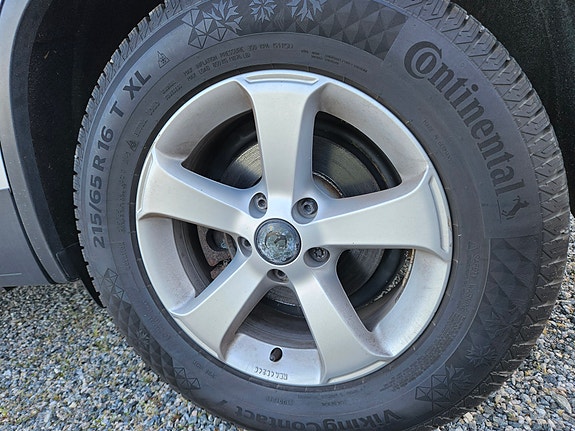 Volkswagen Tiguan 14 of 16