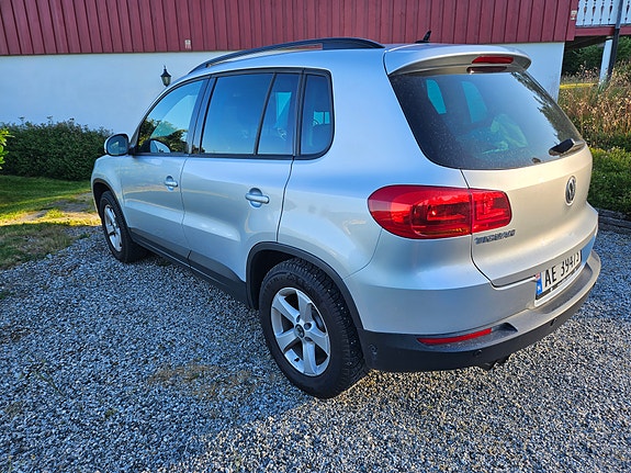 Volkswagen Tiguan 3 of 5