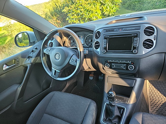 Volkswagen Tiguan 8 of 16