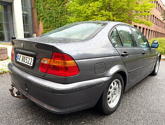BMW 316i 12 of 30