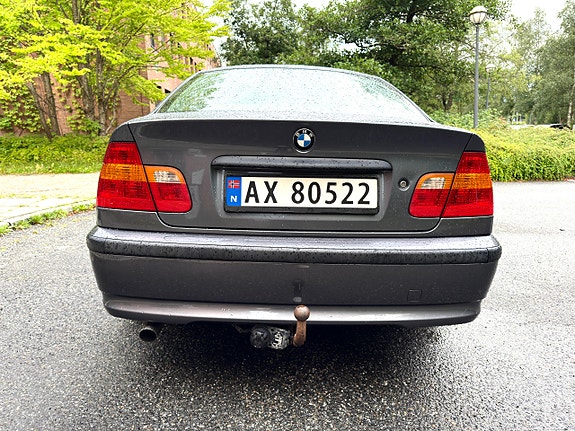 BMW 316i 13 of 30