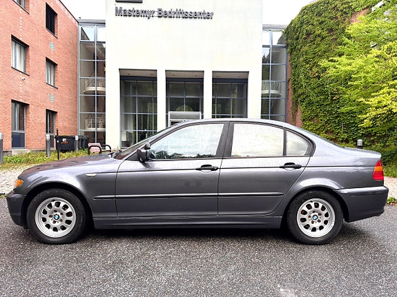 BMW 316i 3 of 30