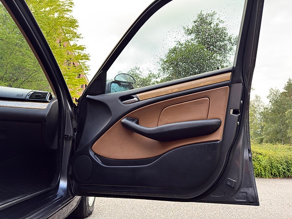 BMW 316i 25 of 30