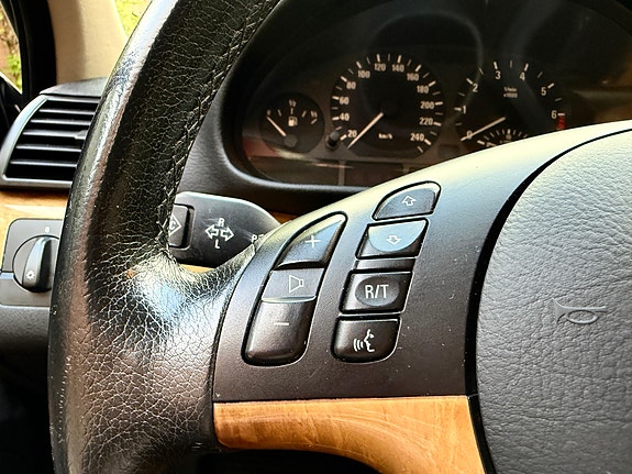BMW 316i 23 of 30