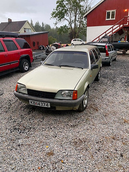 Opel Rekord 2 of 5