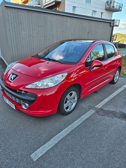 Peugeot 207 4 of 19