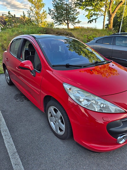 Peugeot 207 10 of 19