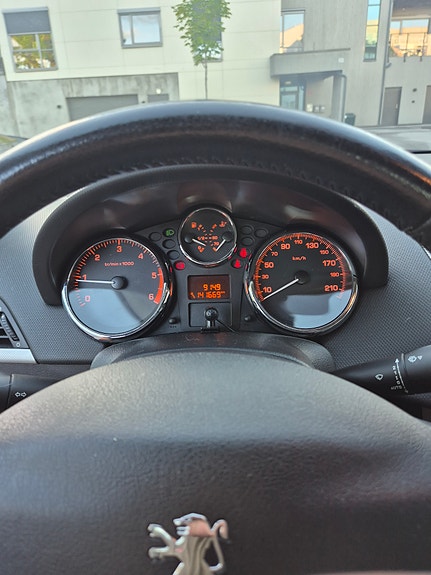 Peugeot 207 14 of 19