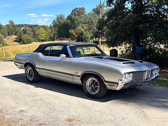Oldsmobile 442 15 of 30