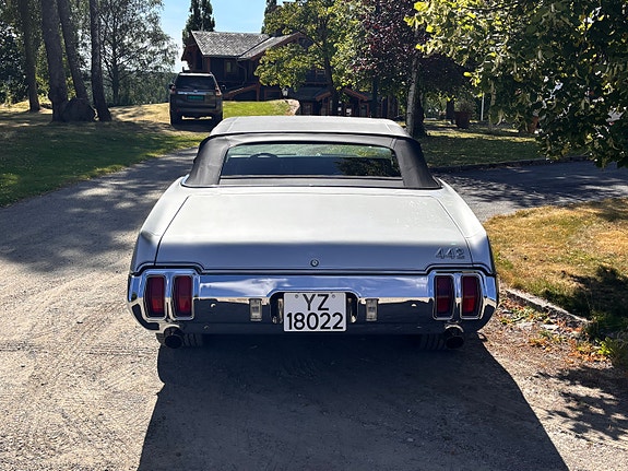 Oldsmobile 442 11 of 30