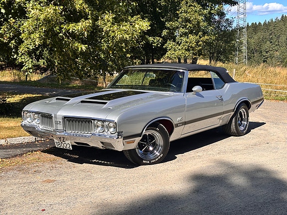 Oldsmobile 442 2 of 30