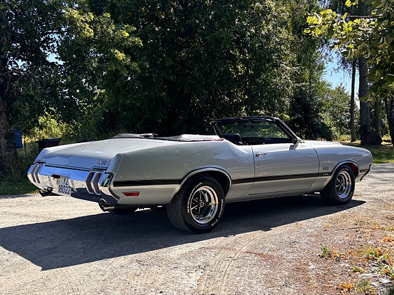 Oldsmobile 442 25 of 30