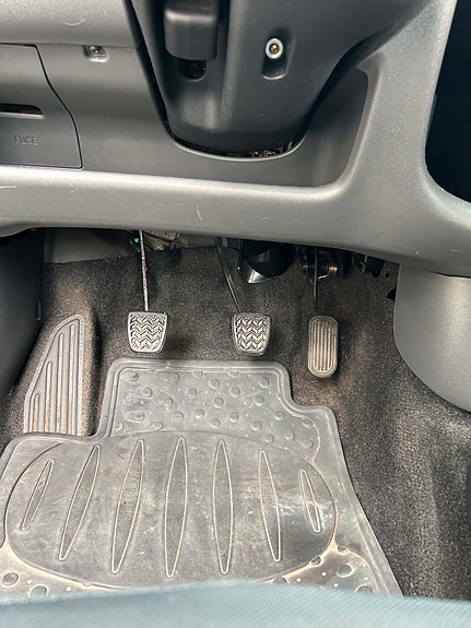 Toyota Yaris 17 of 22