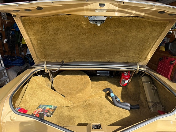 Lincoln Continental 29 of 30