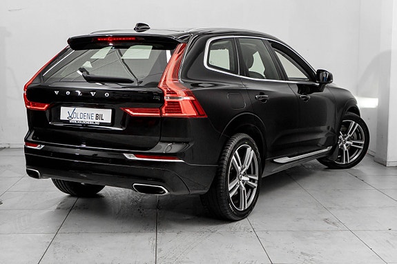 Volvo XC60 3 of 5