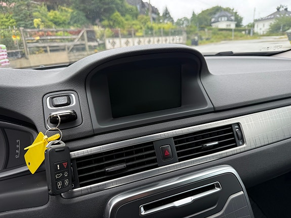 Volvo XC70 20 of 28