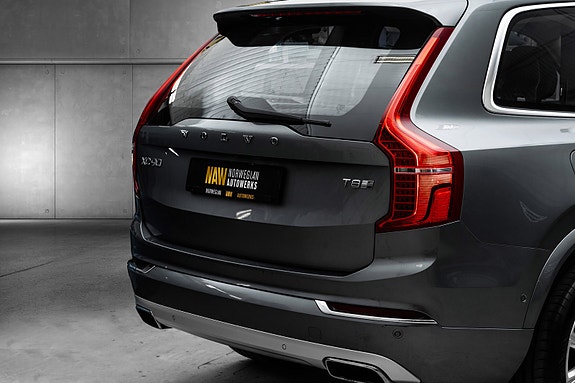 Volvo XC90 4 of 5