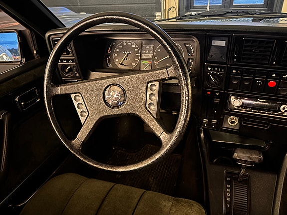Opel Monza 15 of 20