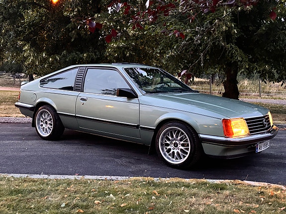 Opel Monza 10 of 20