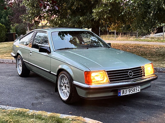 Opel Monza 11 of 20