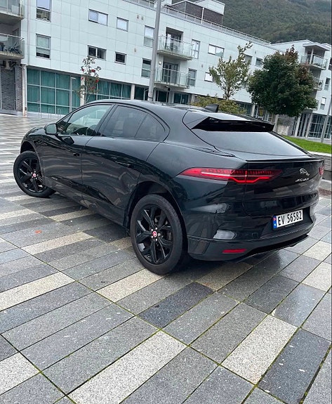 Jaguar I-PACE 2 of 16