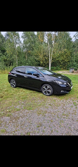 Nissan Leaf 6 of 30