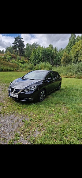 Nissan Leaf 3 of 30