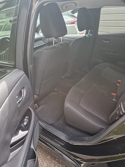 Nissan Leaf 17 of 30