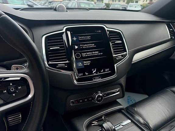 Volvo XC90 17 of 30