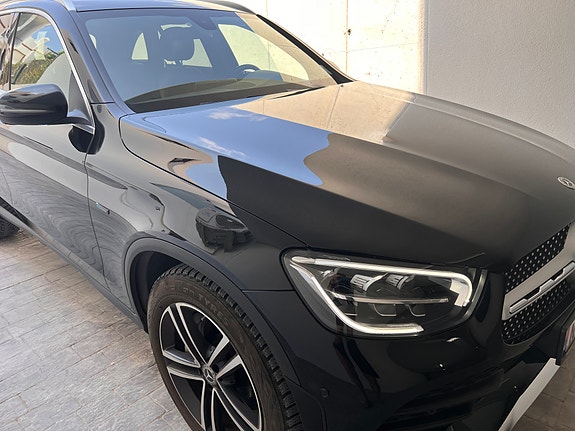 Mercedes-Benz GLC300 de 4 of 30