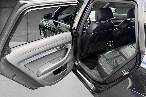 Audi A6 allroad 9 of 18
