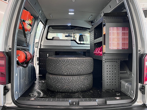 Volkswagen Caddy Maxi 10 of 30
