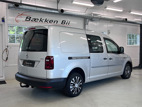 Volkswagen Caddy Maxi 6 of 30