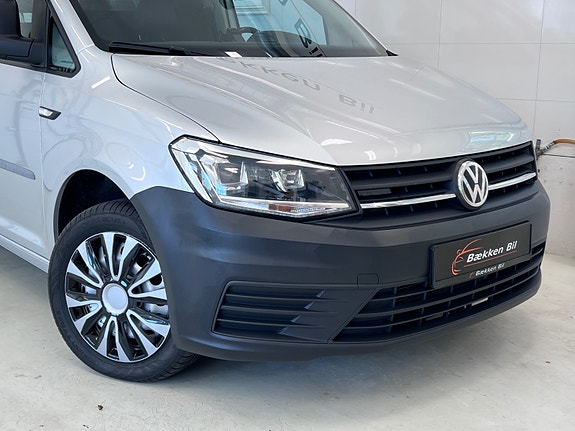 Volkswagen Caddy Maxi 2 of 5