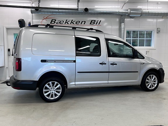 Volkswagen Caddy Maxi 8 of 30