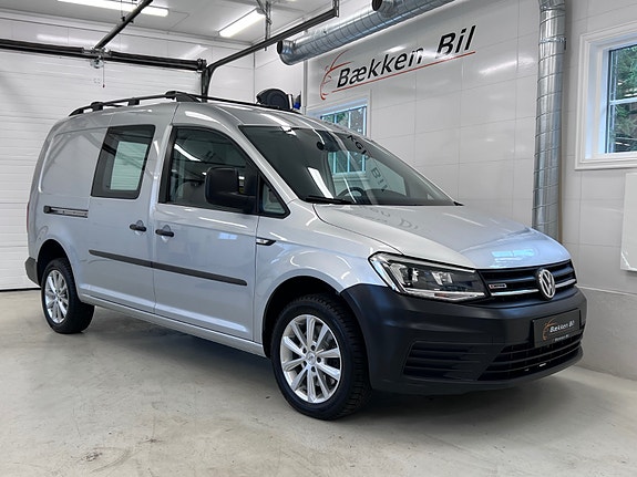 Volkswagen Caddy Maxi 12 of 30