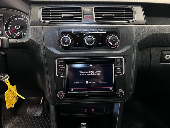 Volkswagen Caddy Maxi 25 of 30