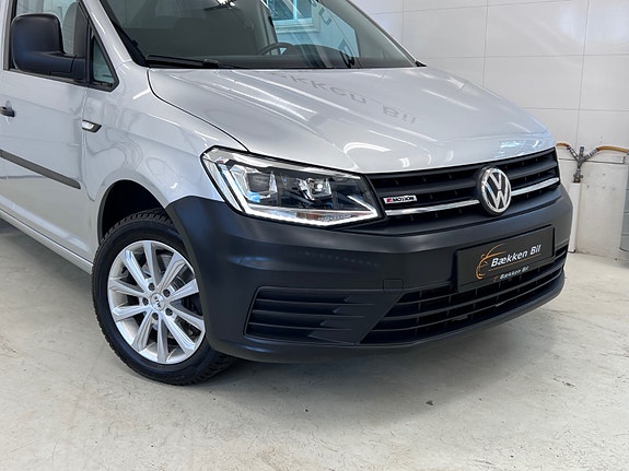 Volkswagen Caddy Maxi 2 of 5