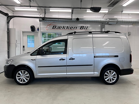 Volkswagen Caddy Maxi 21 of 30