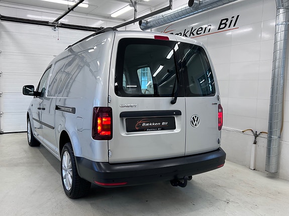 Volkswagen Caddy Maxi 19 of 30