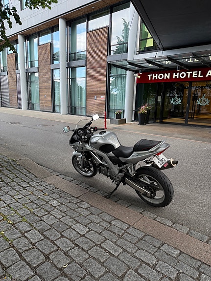Suzuki SV 650s 4 of 11