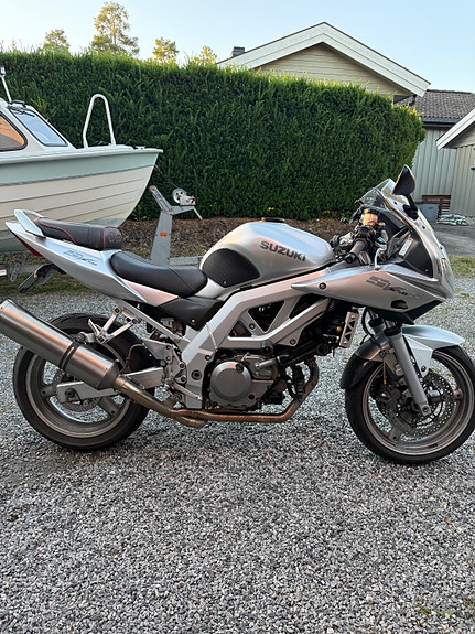 Suzuki SV 650s 11 of 11