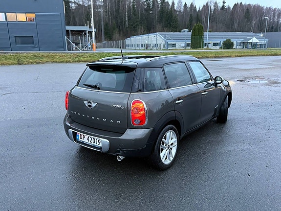 MINI Countryman Cooper SD 2 of 5