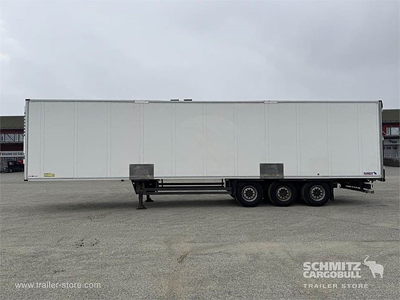 Schmitz Cargobull SKO Reefer Multitemp 2 of 14