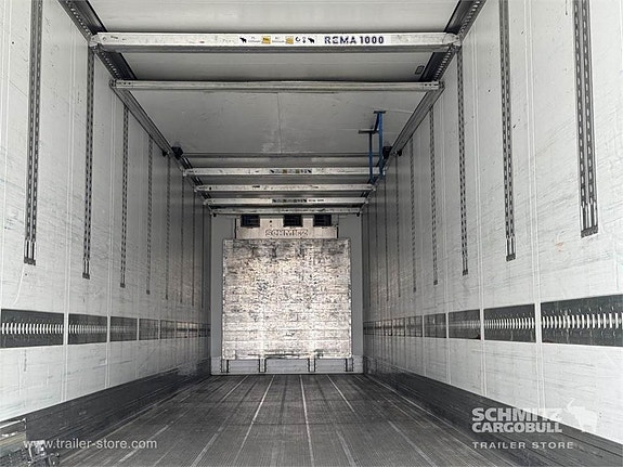Schmitz Cargobull SKO Reefer Multitemp 14 of 14