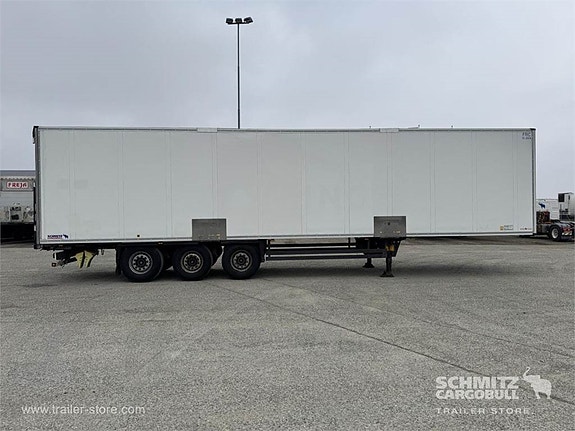Schmitz Cargobull SKO Reefer Multitemp 6 of 14