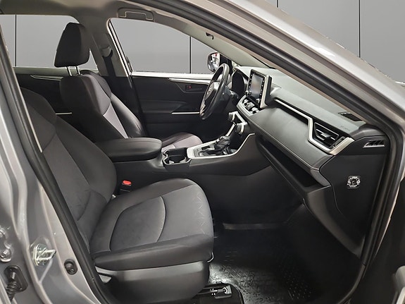 Toyota RAV4 26 of 27