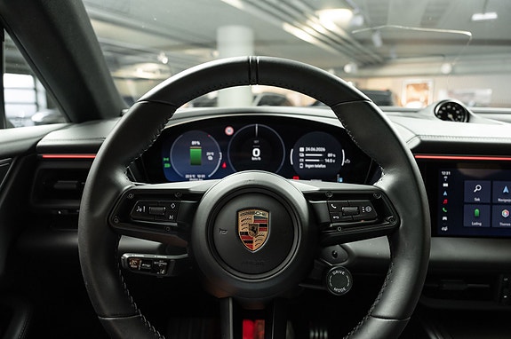 Porsche Macan 4S 23 of 30