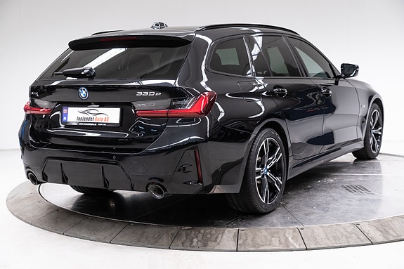 BMW 330e 19 of 30