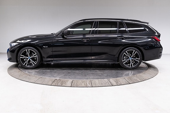 BMW 330e 2 of 5